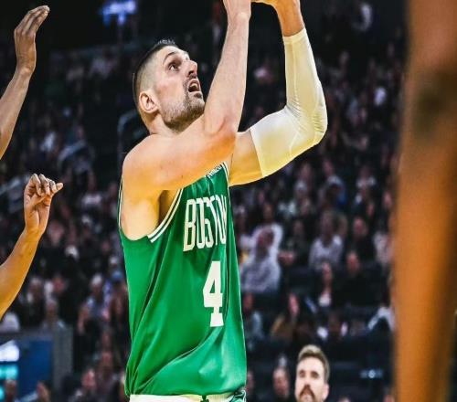 拒绝34分大逆转！波神首秀惊艳，库里重创，布朗23分15板13助攻