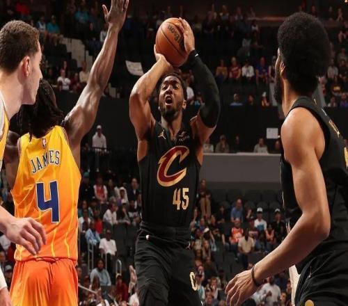 联手50分！7连胜！哈登根本输不了！