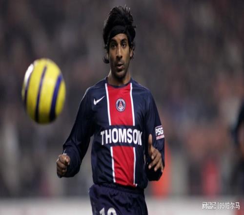 向往阿森纳的怪才，33岁参加世界杯不务正业，34岁一场没踢遭解约