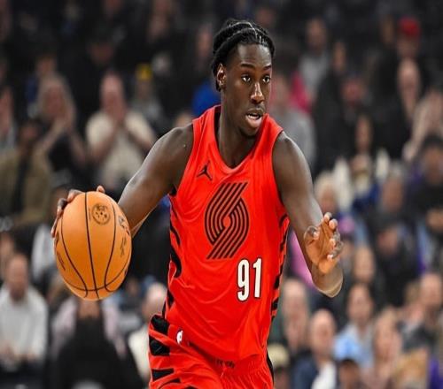 转正后首秀的表现一塌糊涂，开拓者这样的操作是正确的吗