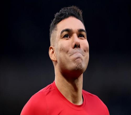 卡塞米罗今夏铁定离开曼联，新东家浮出水面，两大巨星或并肩作战