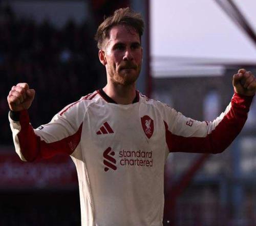 10！1.1亿先生临阵伤退，麦卡96分钟绝杀，利物浦客场复仇