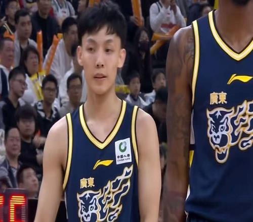 裁掉徐杰+庞峥麟+徐昕！中国男篮世亚预14人名单曝光，郭士强稳了