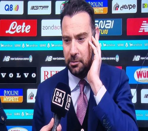 不满进球被吹，那不勒斯总监：这不是足球，这是可耻的