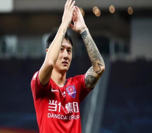 津门虎若引进刘彬彬失败，球迷建议考虑冯劲压哨入队，以官宣为准