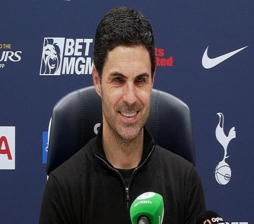 塔帅：我能感觉到埃泽急于证明一些东西，他之前对我有些生气