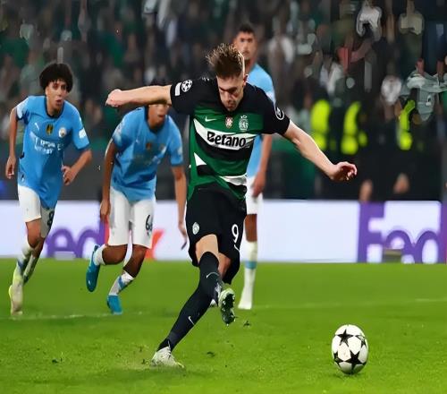 他才是国足急需归化的锋霸，正处于当打之年，未来值得足协考虑