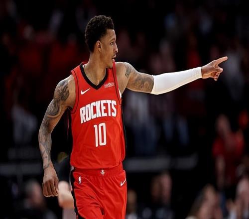 近段时间手感好到离谱，火箭锋线新星打出了顶级3D球员的水准