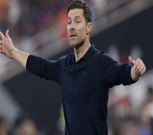 赫迪拉：阿隆索和穆帅、瓜帅、安帅一个水平，以后他会回皇马