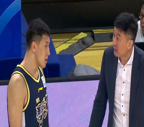 交易杜润旺崔永熙自曝能打四号位，广东队有望迎来大换血！