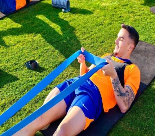 泰山双线出征：一队冲三甲，B队冲中甲