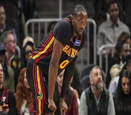 加盟老鹰后在首秀中立刻大杀四方，是勇士耽误了他的成长和发展