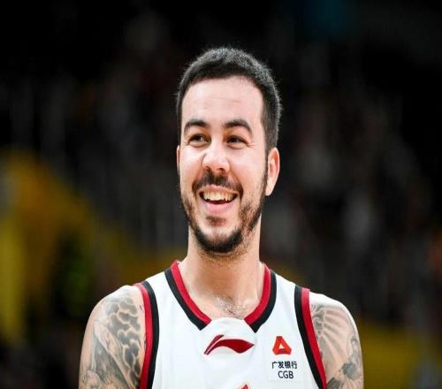 官方：浙江取消注册盖比约克球员因陪伴妻子生产将缺席剩余比赛