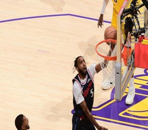 最后6秒的致命犹豫：东契奇传球葬送湖人胜利，詹皇绝杀打铁暴露战术顽疾