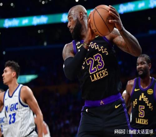 湖人两大败因出炉，老詹把话挑明！东契奇两点该批，雷迪克很满意