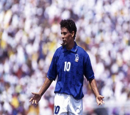 都嘲笑现在的米兰！你知道当年的AC米兰有多强吗