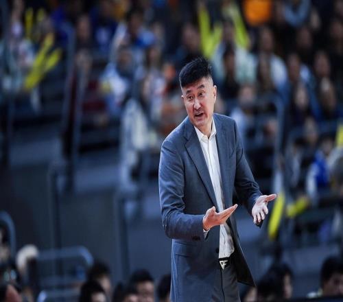 实锤了！广东正在寻找护框大外，朱芳雨能意识到问题是好事！