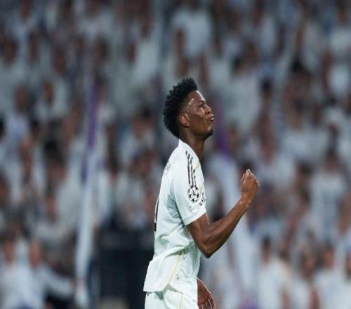 欧冠一夜动态：皇马双杀本菲卡，大巴黎刷爆纪录，尤文无缘大逆转