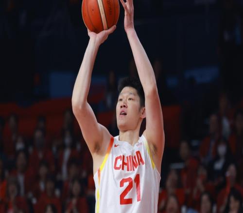 男篮逆转日本迎4利好！贺希宁太关键，胡金秋统治级，2将证明价值