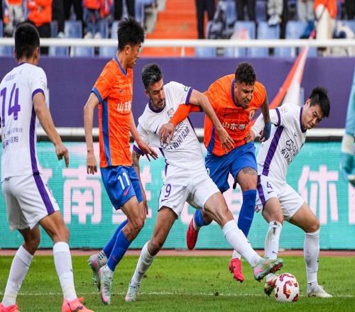 3大外援、1条全新中轴线！外加多名内援加盟，中超劲旅：霸气逆袭