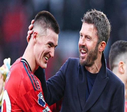 布鲁斯：卡里克现在确实面临该不该让谢什科首发的难题