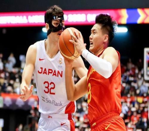 中国男篮决战日本男篮万众瞩目！郭士强押宝四大射手，CCTV5直播