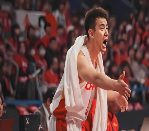 15分落后！裁判疯狂吹罚！中国男篮凭什么在客场逆转日本