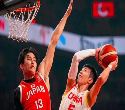 大逆转！中国男篮客场8780击败日本，世预赛小组出线重见曙光