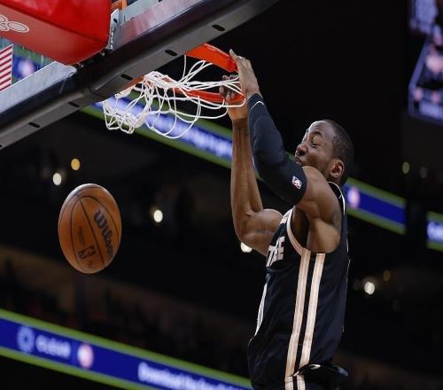 NBA湖人被绝杀，热火被绝杀，快船三连败