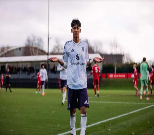 19场14球2助，他是曼联未来10号位的答案