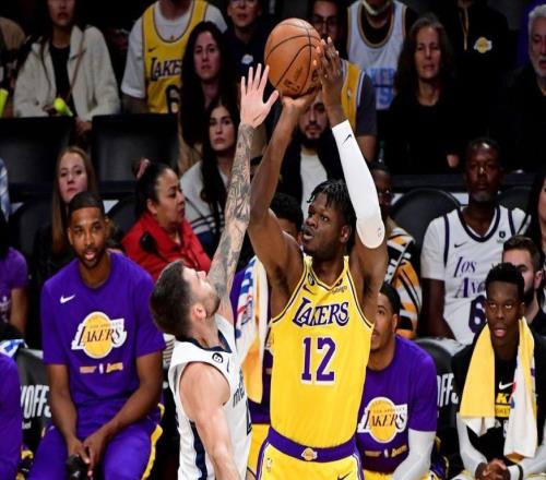 一夜6笔签约达成：湖人213cm中锋签约爵士，40岁老将复出加盟灰熊