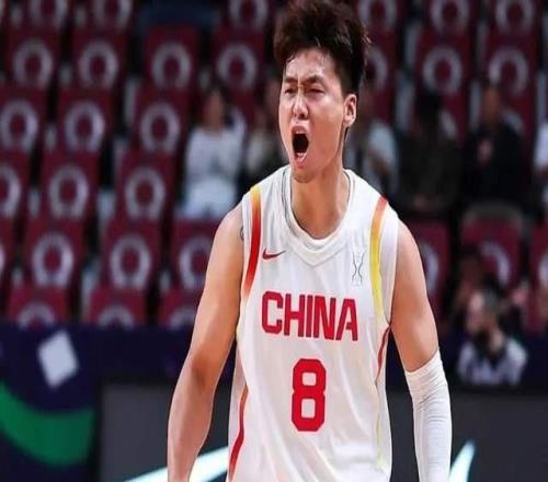 18分钟被吹5犯毕业！赵睿赛后一席话暖心，透露缺席对阵韩国原因