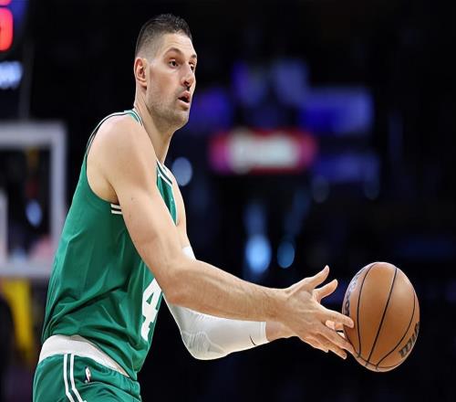遇强则弱遇弱则强，凯尔特人内线新援到了季后赛能撑住场面吗