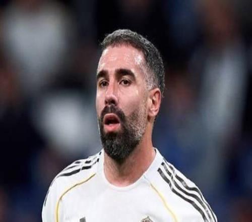 世体：卡瓦哈尔上周训练撞伤巴尔德佩尼亚斯，但没表现出关心