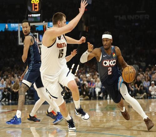 雷霆16分逆转掘金！SGA躺赢，约基奇空砍23+17+14，穆雷时刻诞生