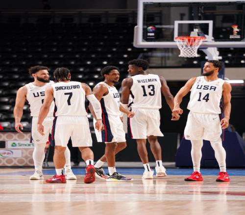 输了，美国男篮输了！怀斯曼9投砸出9分......