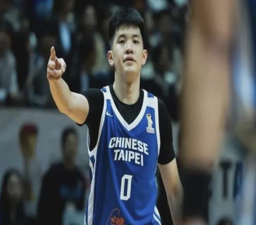 对阵省队，中国男篮12人名单出炉，裁判分别来自这三个国家