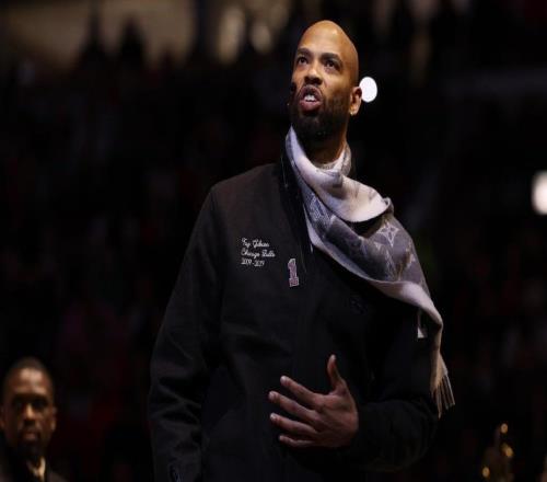 体坛联播维拉爆冷不敌英超垫底狼队，徐彬斩获留洋首个助攻