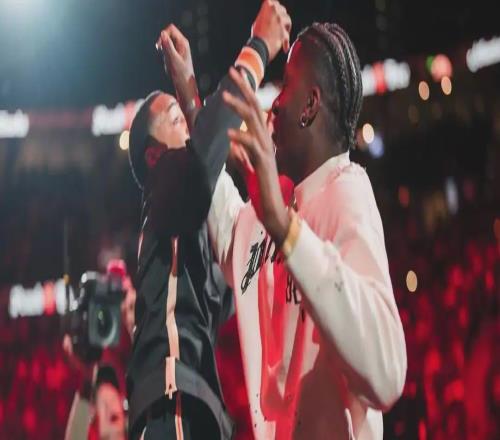 到底在骄傲啥两次被放弃依旧自视甚高！湖人三连败他遭全网群嘲