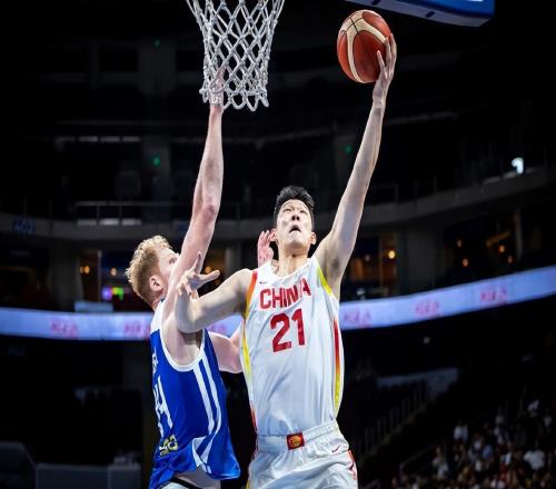 从8889到10093，那3分钟里，中国男篮终于找回了最珍贵的东西