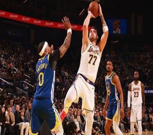 三巨头高效合砍66分！东契奇：这是我们打得最好的比赛之一