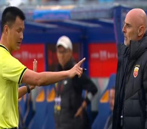 超级杯三连败！上海海港开门黑，跨季4战0进球，两度中柱武磊复出