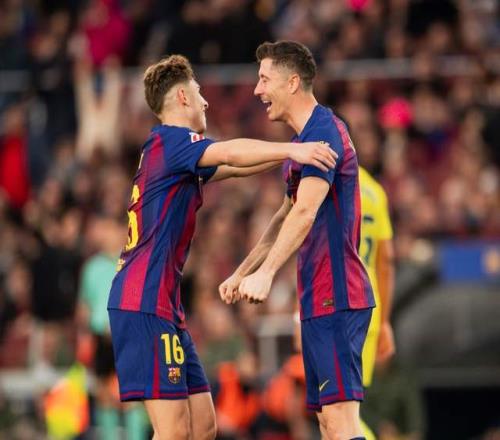 重返诺坎普巴萨10战全胜！亚马尔7球6助下场挑战翻盘奇迹