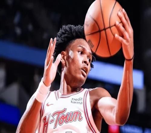 杜兰特赛后谈小贾，乌度卡还在甩锅，火箭对不起小谢