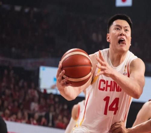 砍9分11篮板！中国男篮1米98奇兵正负值+21：郭士强用对他