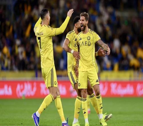 足坛一夜动态：亚马尔戴帽巴萨41利物浦52拜仁32逆转绝杀