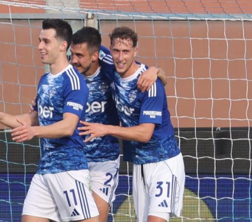 01到31！意甲黑马逆袭，法布雷加斯率队两连胜，超越尤文图斯