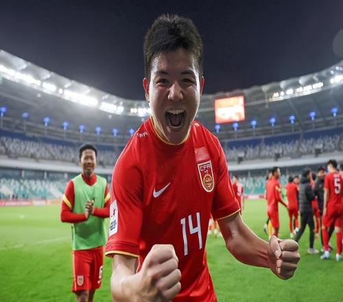 曼联2比1逆转水晶宫，徐彬现场观战，为偶像卡塞米罗加油