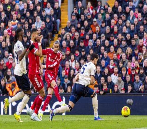 星光灿烂！红军大胜，曼联逆转，曼城小胜，枪手领跑，英超风景好