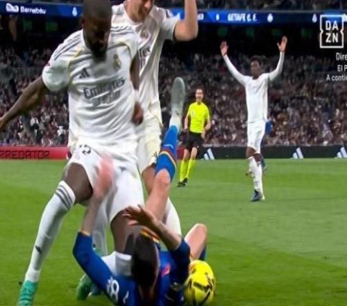 皇马主场爆冷输球，吕迪格暴力动作未被罚下引发争议